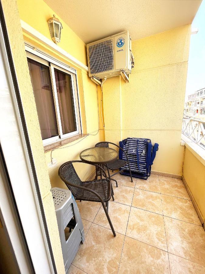 Daniela Apartament Torrevieja Esterno foto